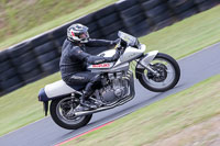 Vintage-motorcycle-club;eventdigitalimages;mallory-park;mallory-park-trackday-photographs;no-limits-trackdays;peter-wileman-photography;trackday-digital-images;trackday-photos;vmcc-festival-1000-bikes-photographs